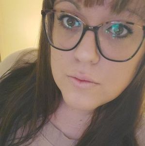 Meet your Posher, Shawna